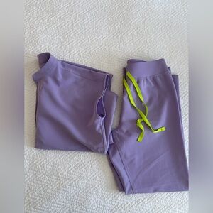 Lavender FIGS Scrub set - small petite